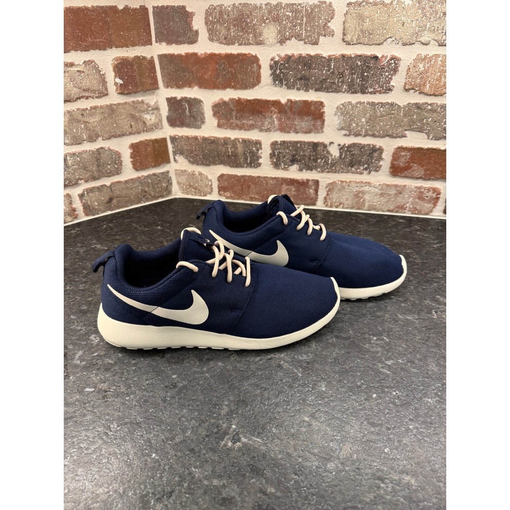 Nike Roshe One Womens Navy Blue Cream Mesh Sneakers 511882-404 Size 9